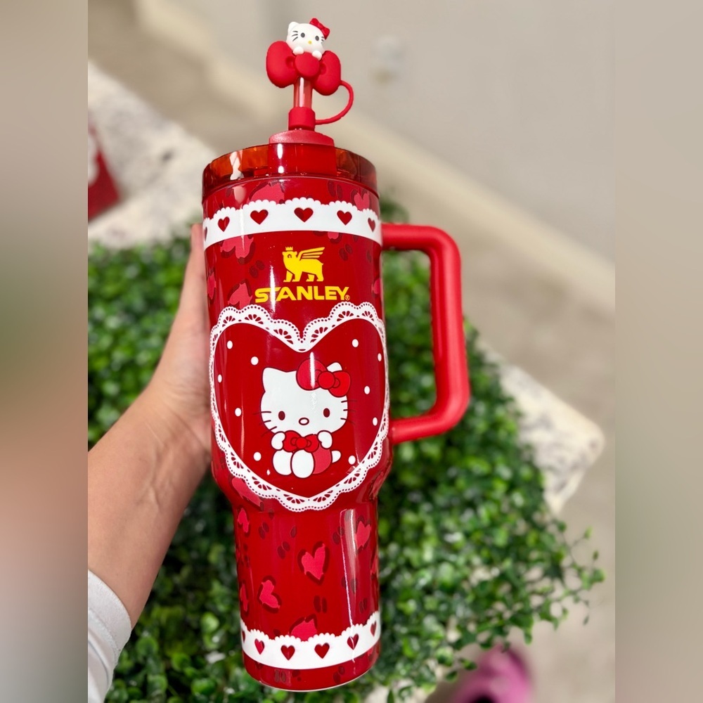 Customized Stanley Hello Kitty 40 oz GLOWS IN THE DARK! - Picture 5 of 6